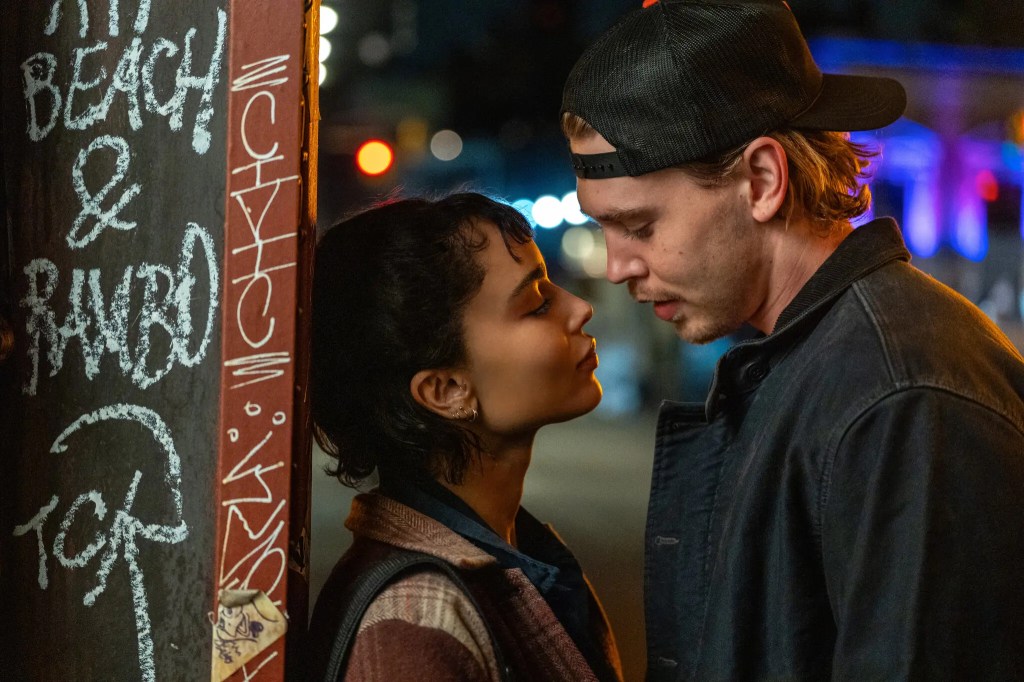 Review: ‘Caught Stealing’ — Austin Butler Lights Up Darren Aronofsky’s Fun but Forgettable&nbsp;Comedy-Thriller